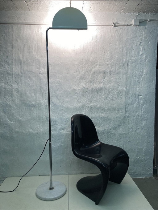 Italian Mezzaluna floor lamp design Bruno Gecchelin For Skipper 70s