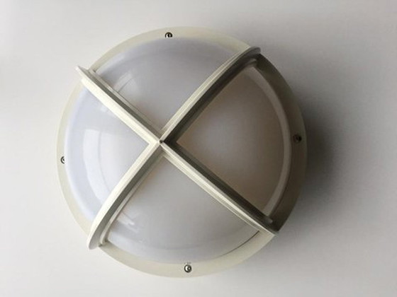 Image 1 of Lighttronics Hogro wall lamp