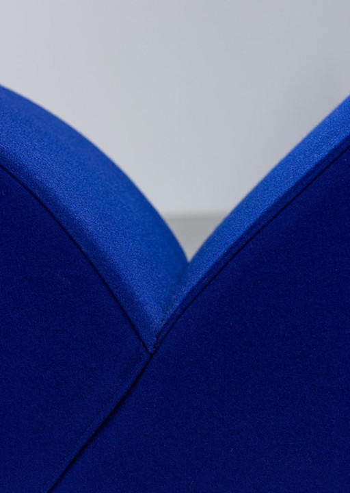 Fauteuil à bascule Cappellini Bird de Tom Dixon