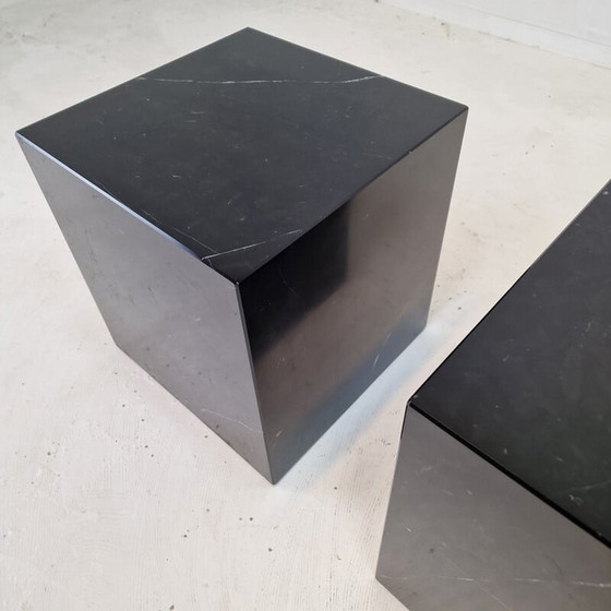 Image 1 of Vintage side table in black marble, Italy 1980s