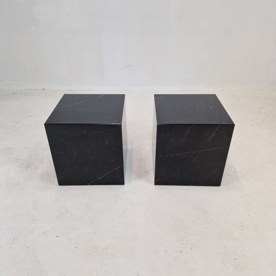 Image 1 of Vintage side table in black marble, Italy 1980s