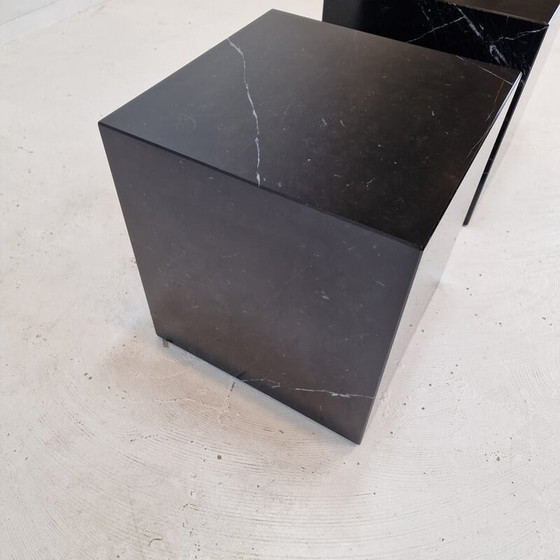 Image 1 of Vintage side table in black marble, Italy 1980s