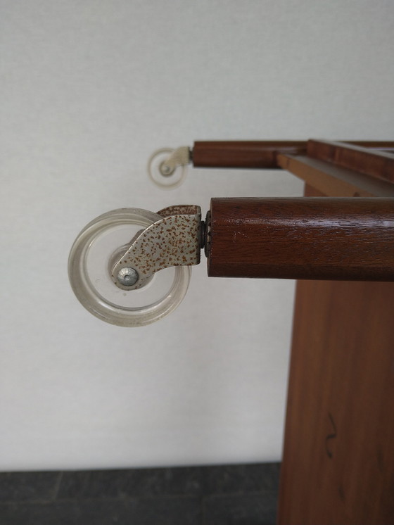 Image 1 of Carrello di servizio vintage in teak scandinavo