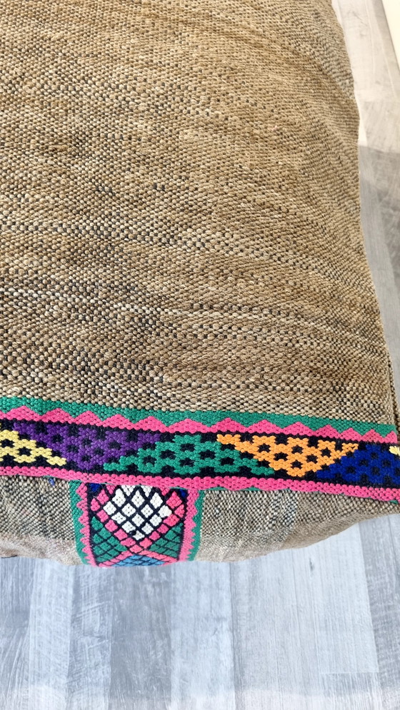 Image 1 of Pouf en berbère Kelim du Maroc