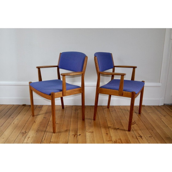 Image 1 of Pair of vintage model J72 armchairs in oak by Poul Volther, 1960