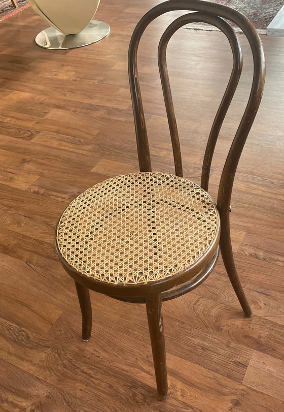 Image 1 of 8 x chaises Thonet et 1 tabouret de bar