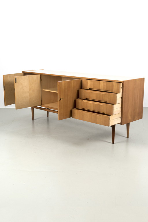 Buffet vintage allemand
