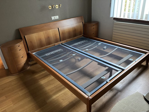 Molteni double bed