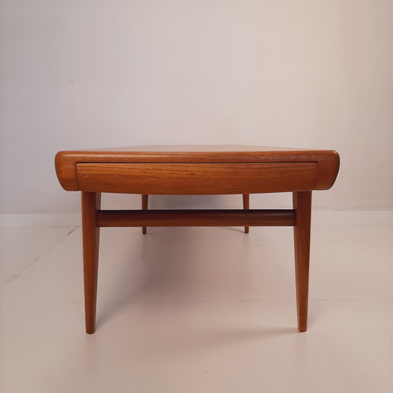 Image 1 of Table basse Mid Century