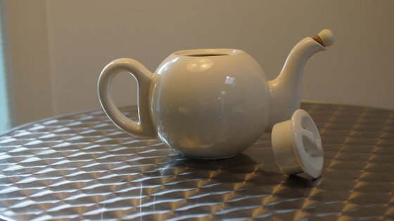 Image 1 of Haetmasters teapot