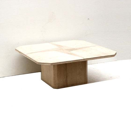 Image 1 of Table basse vintage carrée en travertin fabriquée dans les années 1980