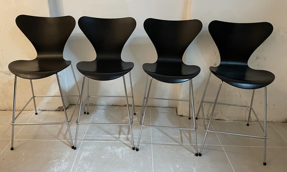 Image 1 of 4x Fritz Hansen butterfly chair bar stool