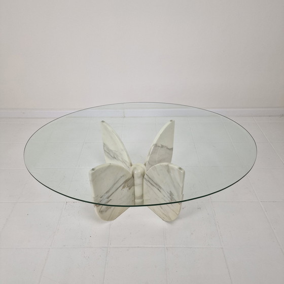 Image 1 of Italian "Flower" Coffee Table In Marble With Facet Cut Oval Plate, 1970S