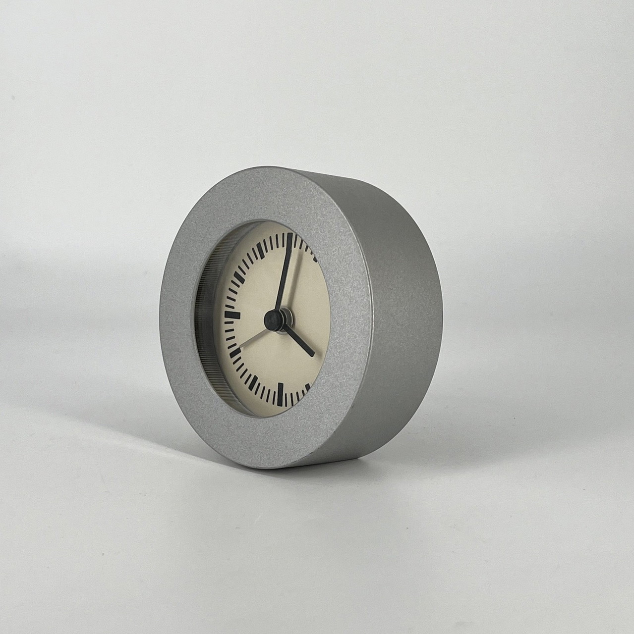 Reloj despertador Ikea Kea Klunsa con alarma e iluminación de