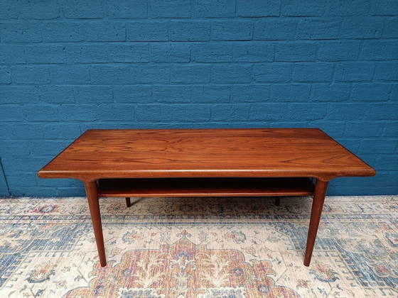 Image 1 of Tavolino da caffè vintage in teak
