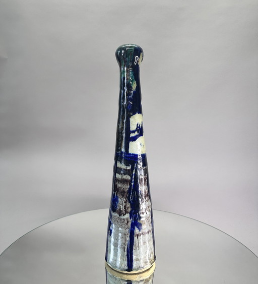 Large ceramic bottle by Lluis Castaldo