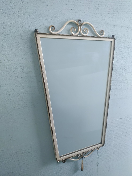 Image 1 of Specchio in metallo vintage (stile Art Nouveau)