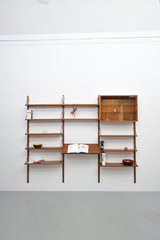 Poul Cadovius Royal Cado shelving system teak 1950s