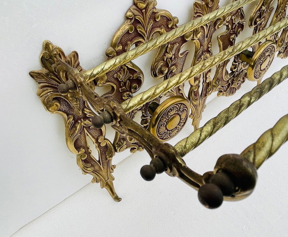 Image 1 of Appendiabiti da parete e mensola in bronzo, stile vintage Luigi XV, anni '60