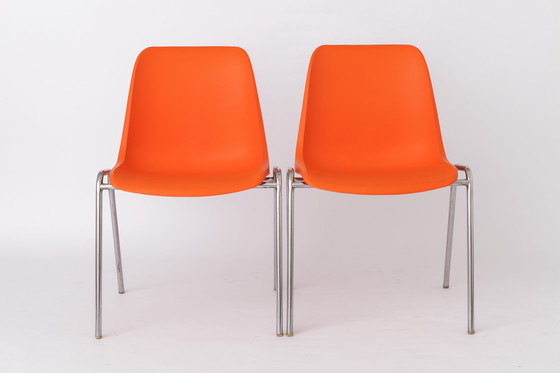 Image 1 of 12 Chaises empilables Vintage 1970, Allemagne