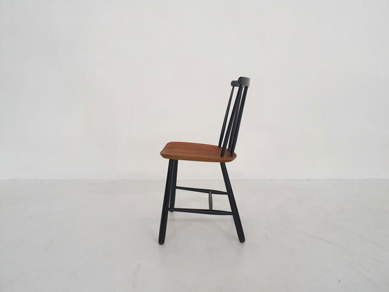 Image 1 of Pastoe spindle back dining chair