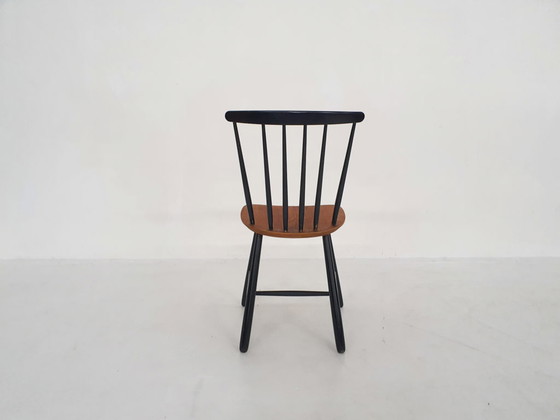 Image 1 of Pastoe spindle back dining chair