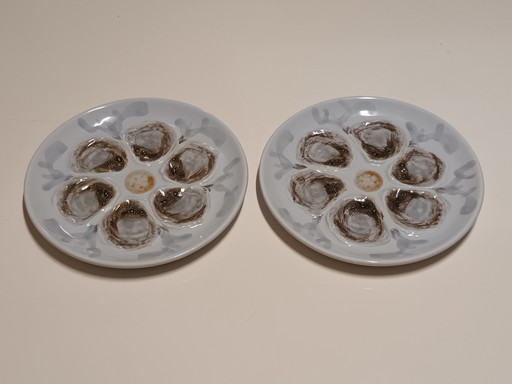 Set Of 2 Oyster Plates