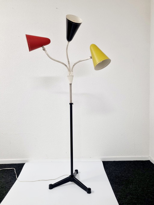 Hala Lampadaire Mid Century par Busquet