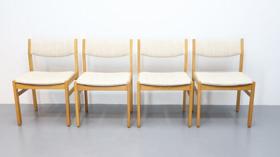 Image 1 of Ensemble de 4 chaises de salle à manger vintage F.D.B Møbler