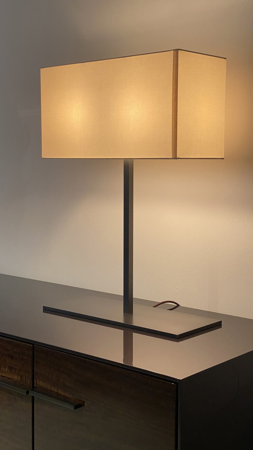 Leukon Table Lamp - Maxalto