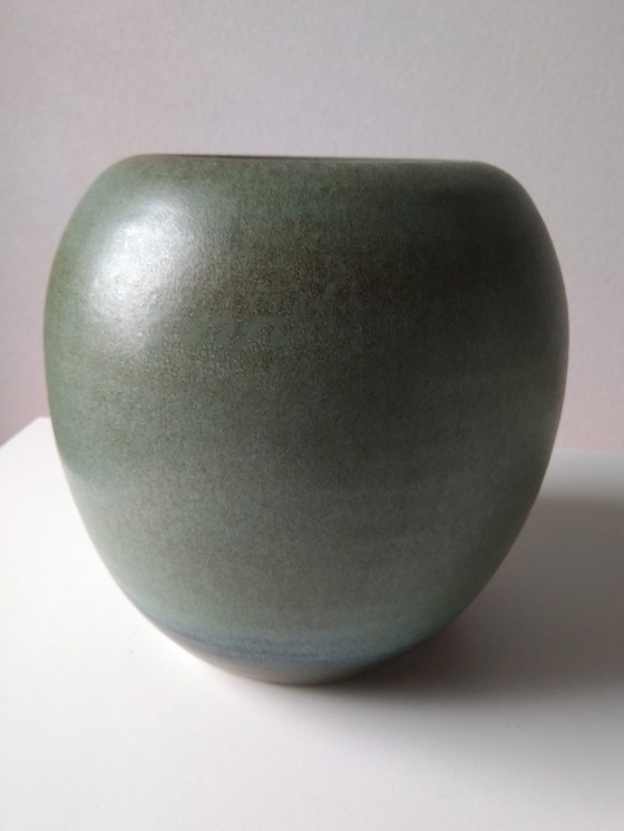 Image 1 of Gubbels Helden ceramic vase