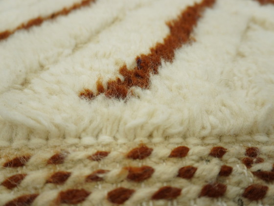 Image 1 of Berber Rug - 269 Cm X 167 Cm - White And Brown Wool