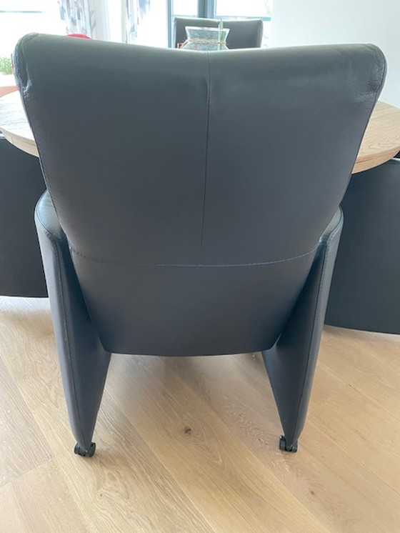 Image 1 of 4x Leolux dining room chairs