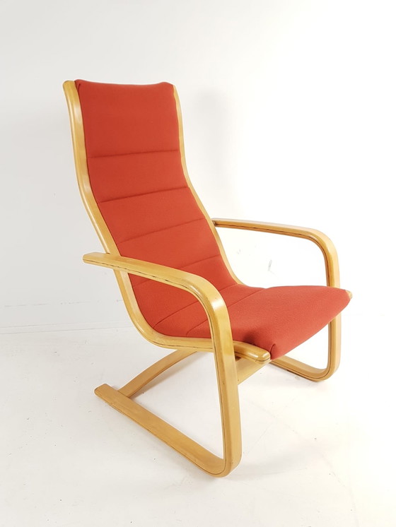 Image 1 of Yngve Ekström pour Swedese fauteuil orange