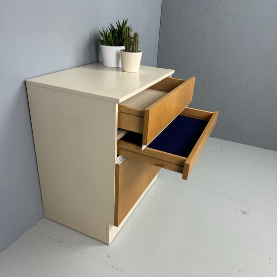 Image 1 of Cassettiera vintage in legno con ribalta