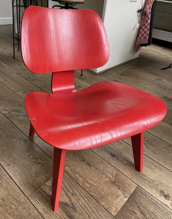 Image 1 of Vitra Eames Lcw Red - Plywood