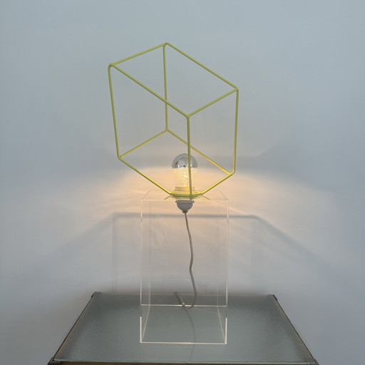 Geometric design lamp