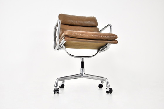 Image 1 of Leather Soft Pad Chair By Charles And Ray Eames For Herman Miller, 1970S