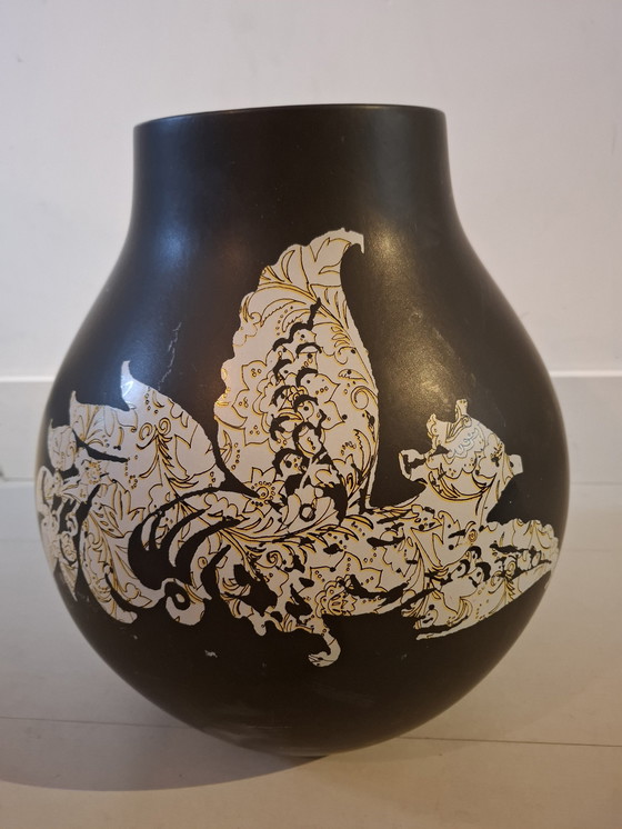 Image 1 of Black Vase - Collectors Item Hella Jongerius