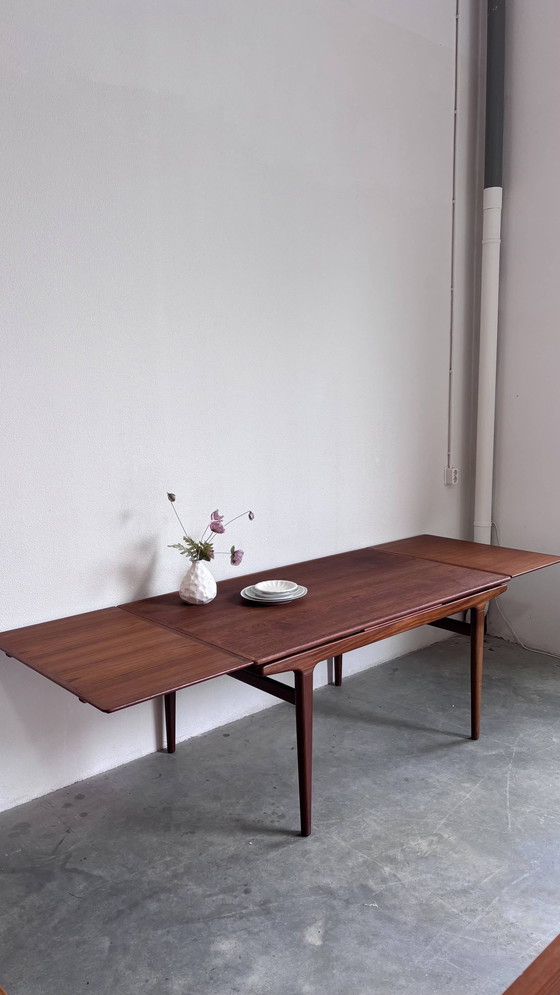 Image 1 of Vintage Danish Dining Table Johannes Andersen Teak