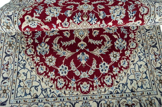 Image 1 of 155 X 98 Cm Hand-Knotted Nain 9 La Persian Rug With Silk