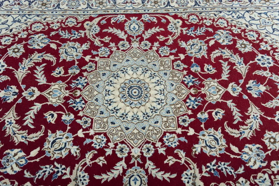 Image 1 of 155 X 98 Cm Hand-Knotted Nain 9 La Persian Rug With Silk