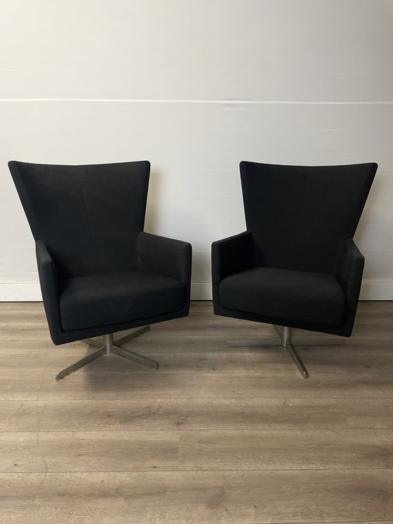 Image 1 of Montis Romeo Swivel Armchair