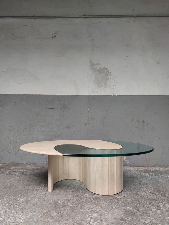 Image 1 of Traventin ovale coffee table 