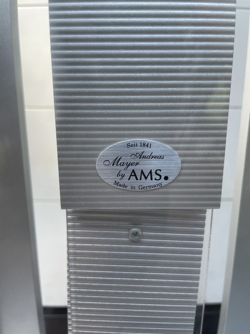 AMS wall clock