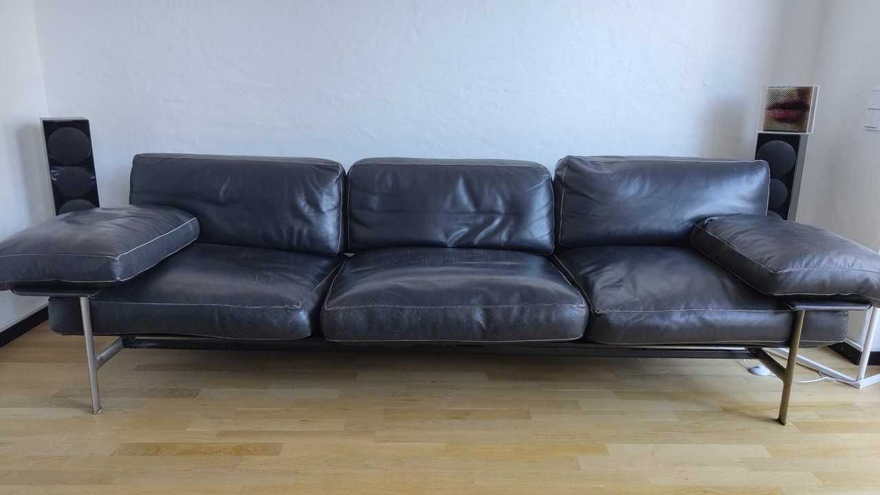 B&B Italia Diesis 3 seater sofa Antonio Citterio | €3,890 | Whoppah