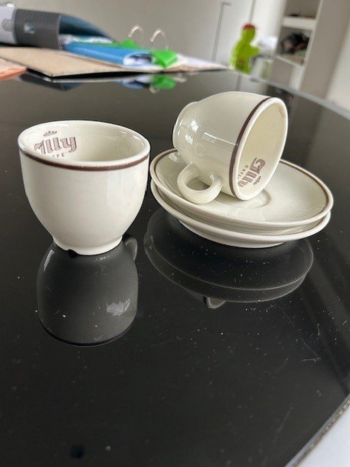 2x Illy Coffee Cups