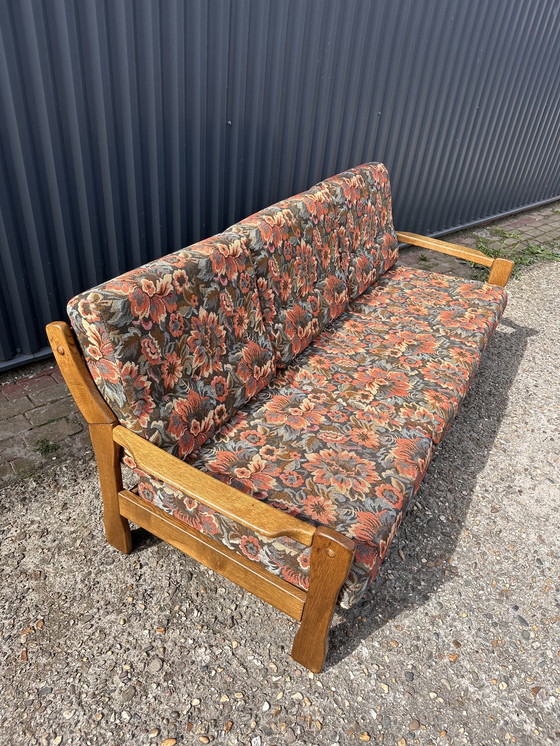Image 1 of Vintage sofa floral