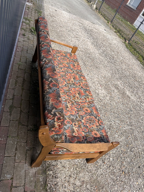 Image 1 of Vintage sofa floral