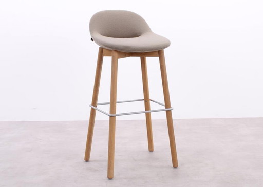 8X Artifort Beso Barstool Beige